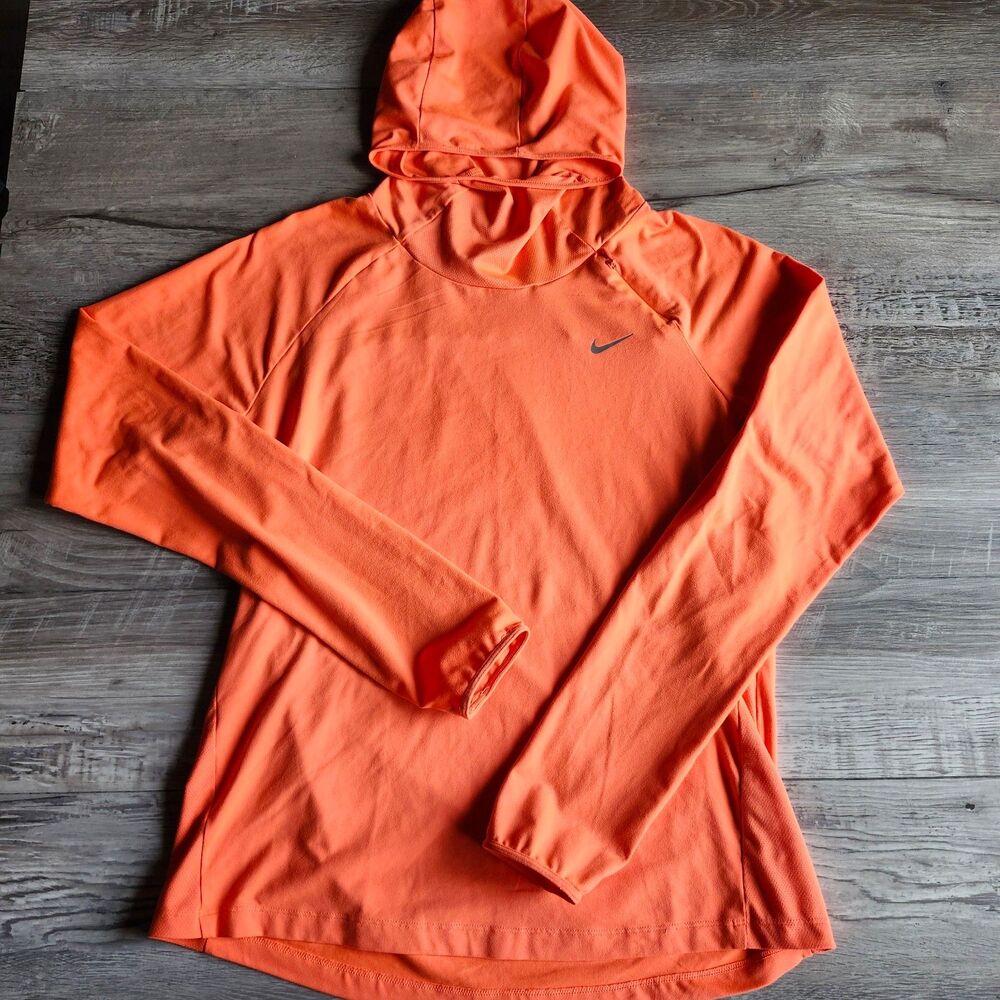 (L) Nike hoodie